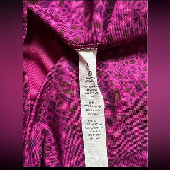 Lululemon High Times Pant (Full-On Luxtreme)
Paradise Geo Regal Plum Multi. - Picture 2 of 3